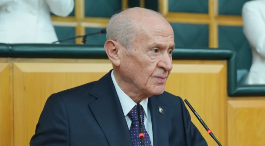 Devlet Bahçeli, 5 ay sonra MHP kürsüsünde: Ayakta alkışlandı