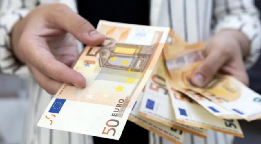 Euro rekor kırmaya devam ediyor! 25 Haziran'da euro, dolar ve sterlin