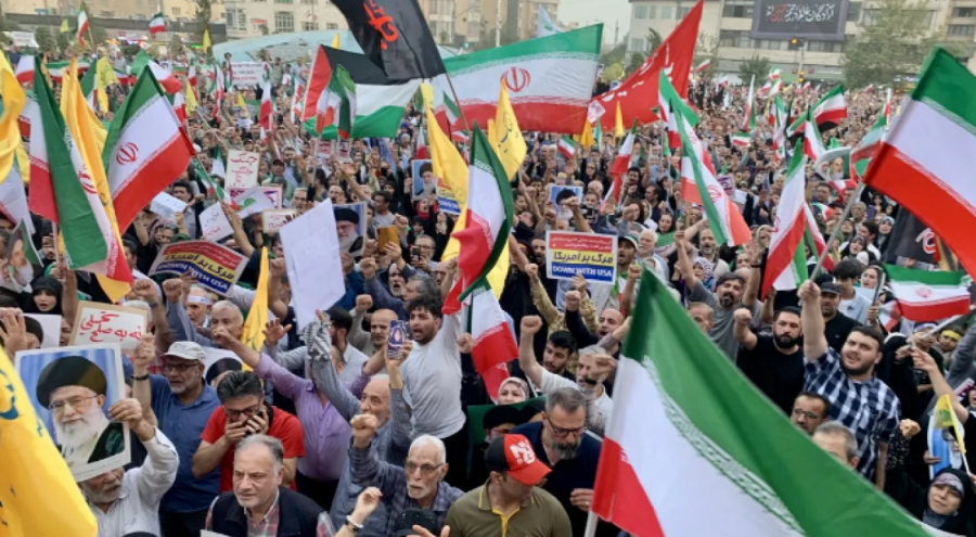 ABD'nin üssüne saldırı sonrası Tahran'da yeni zafer kutlamaları