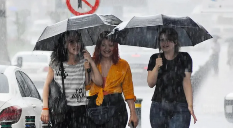Hava sıcaklıkları sağanak yağışla birlikte mevsim normallerine dönecek