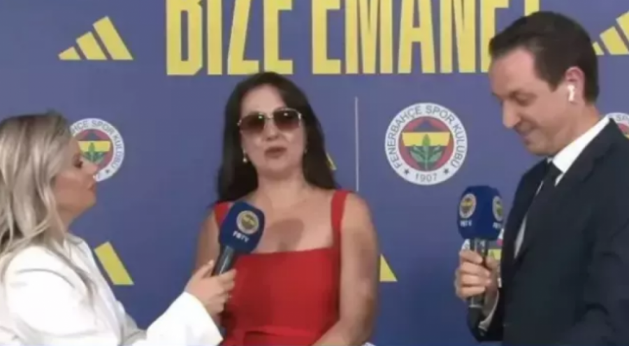 Fenerbahçe Lansmanında Giydiği Kırmızı Kıyafet Meltem Cumbul'u Hedef Haline Getirdi