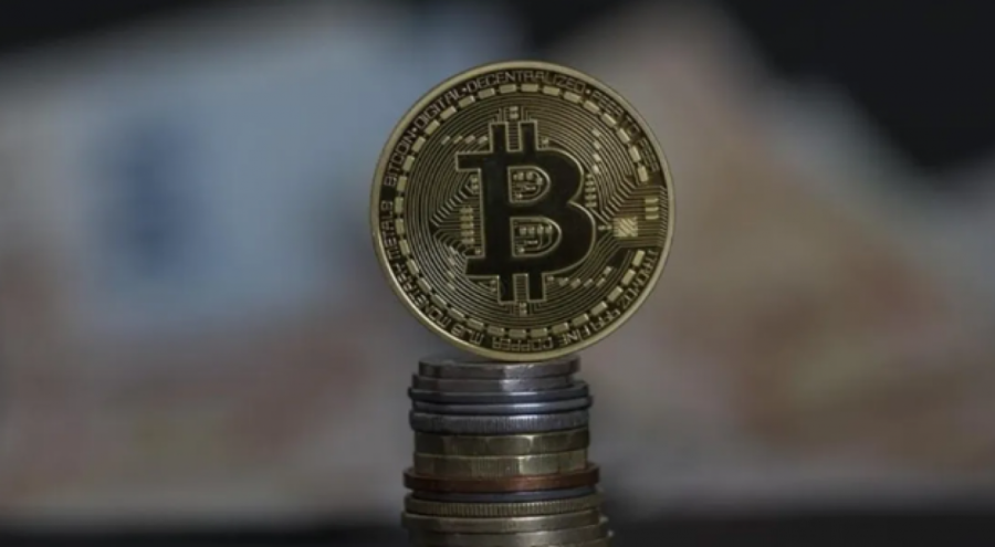 Yeni rekor! Bitcoin 112 bin dolar sınırına dayandı