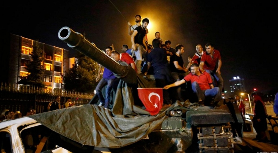 Tarihe geçen direniş destanlaşıyor: 'En Uzun Gece' bu akşam sahnede