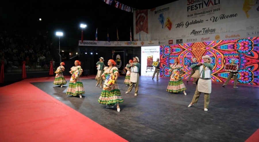 38. Uluslararası Kültür Sanat Festivali'nde dördüncü gün coşkusu