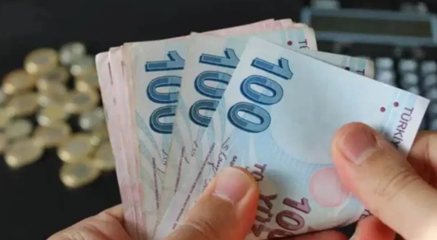 Hükümetten kamu işçilerine üçüncü zam teklifi: İlk 6 ay için yüzde 24