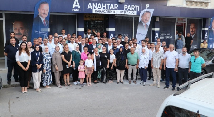Karacabey'de Anahtar Parti'ye 120 yeni üye katıldı
