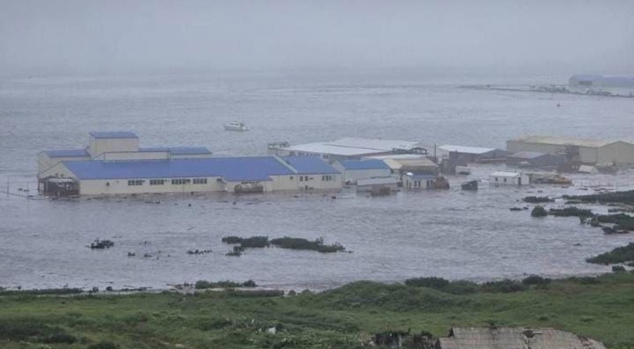 ABD batı kıyısı alarmda: Tsunami dalgaları Hawaii'ye ilerliyor