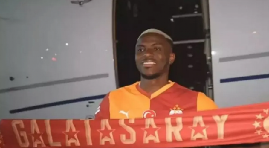 Osimhen'den İlk Açıklama: Sevdiğim Yere Geldim